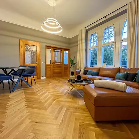 Apartment Wohnperle*grossergarten*villa *